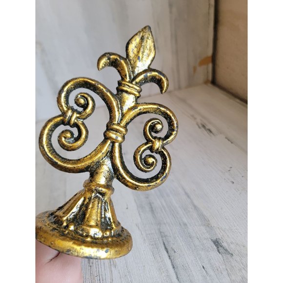 Metal distressed style fancy hanging stocking holder Xmas figure - Picture 4 of 6